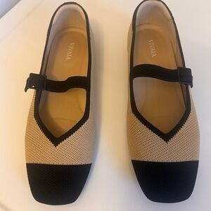Women's Black and Tan Mary Jane Flats